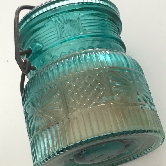 Avon Mason Jar Candle - Picture 2 of 3